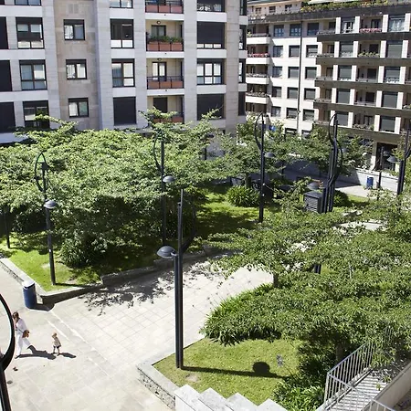Pensión T5 Donostia Suites-2